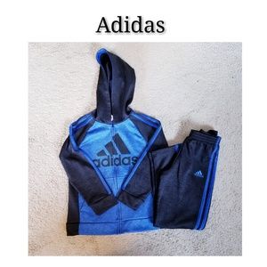 Gently worn! Boy's sweatsuit